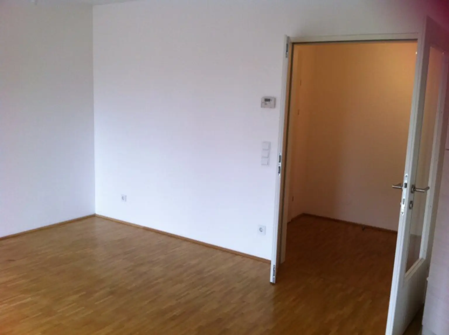 Kaulbachstrasse - Moderne 2 Zimmer mit Balkon bei Schloss Hetzendorf