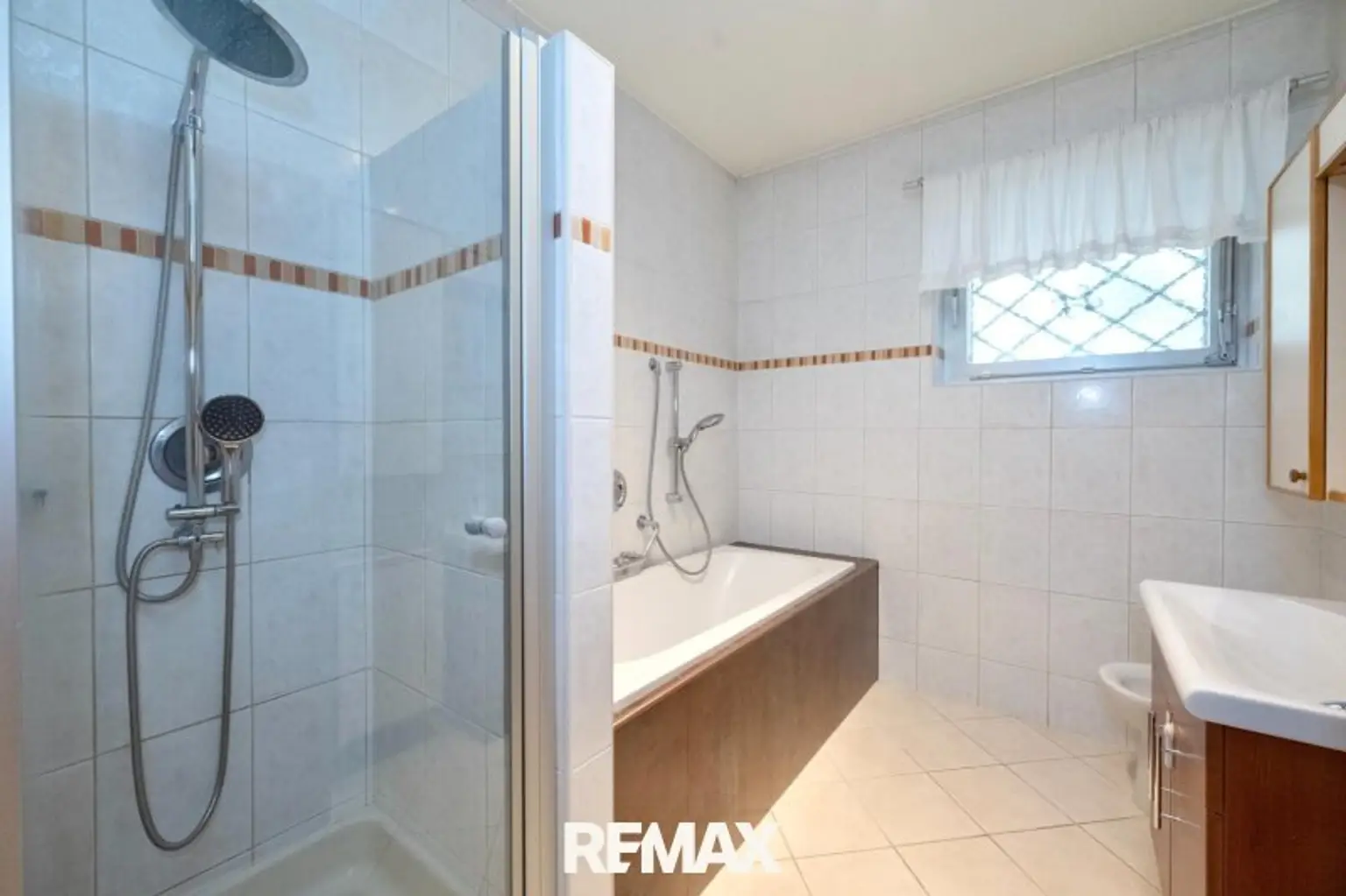 Badezimmer 2