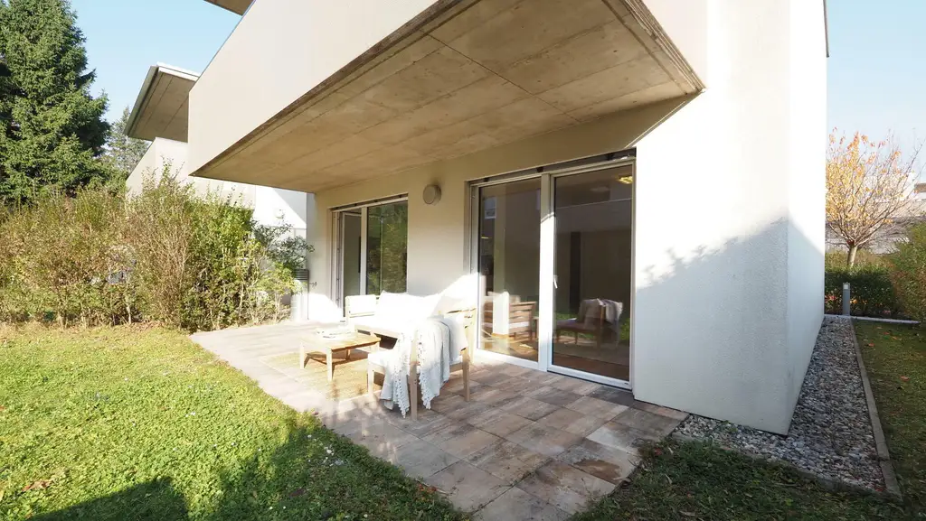 Moderne 2 Zimmer Wohnung mit Garten und 2 Tiefgaragenplätzen in Graz - St. Peter und ruhiger Lage!