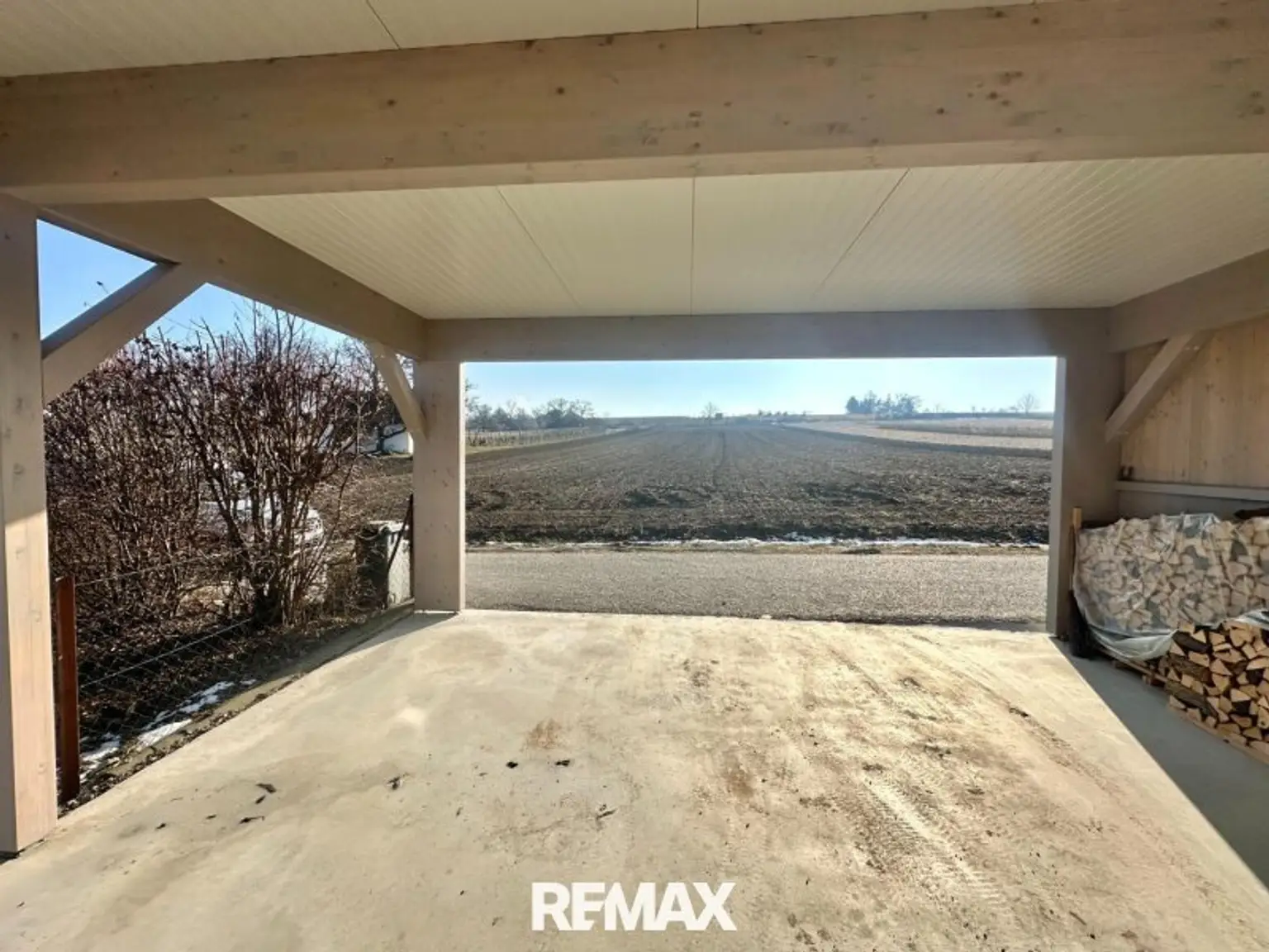 Carport