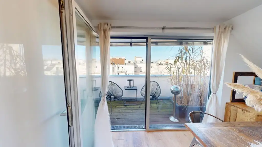 Exklusives, lichtdurchflutetes City-Loft nahe Mariahilferstraße – freier Mietzins