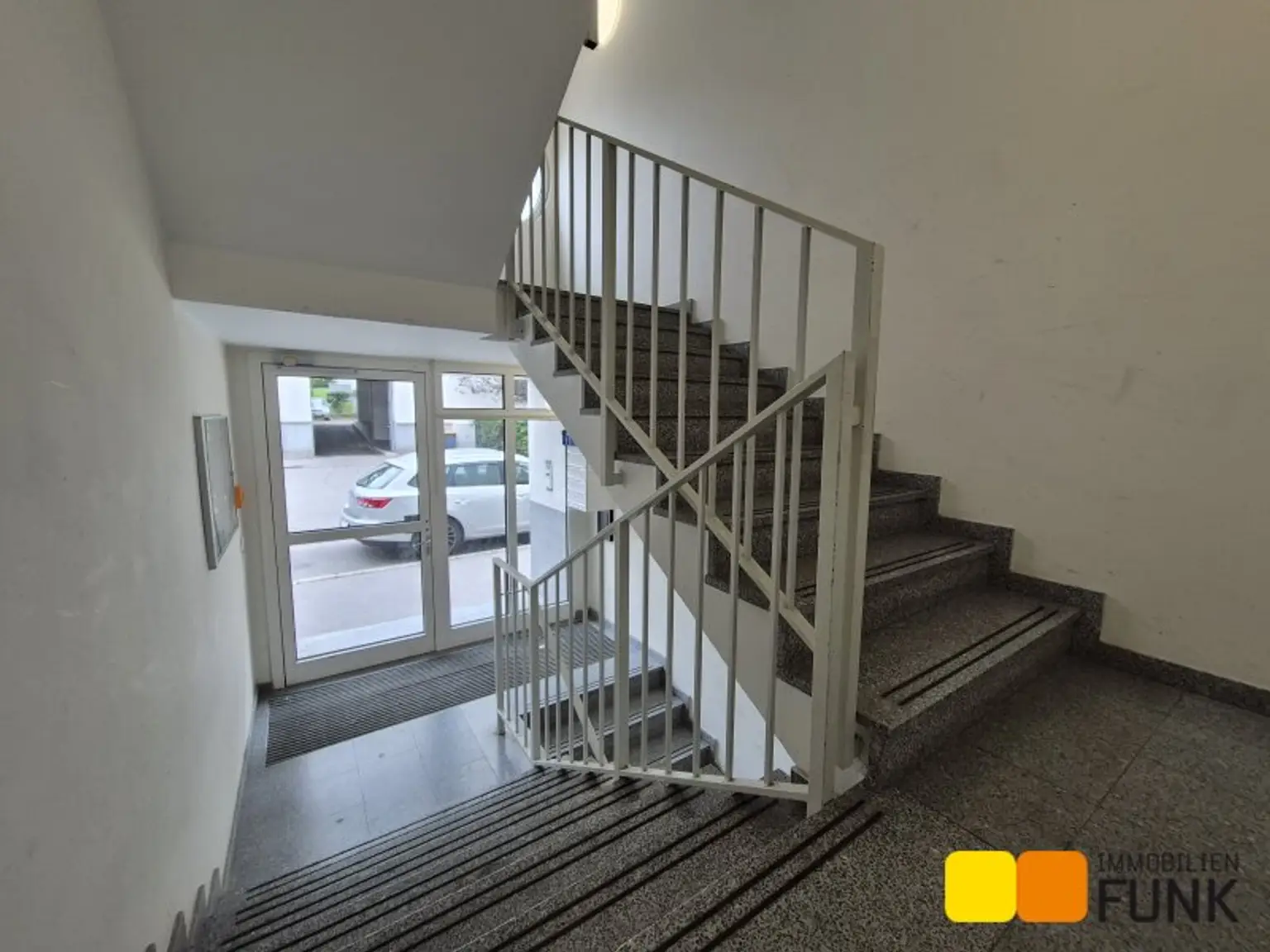 Helle 3 Zimmer, nahe U6 Niederhofstraße