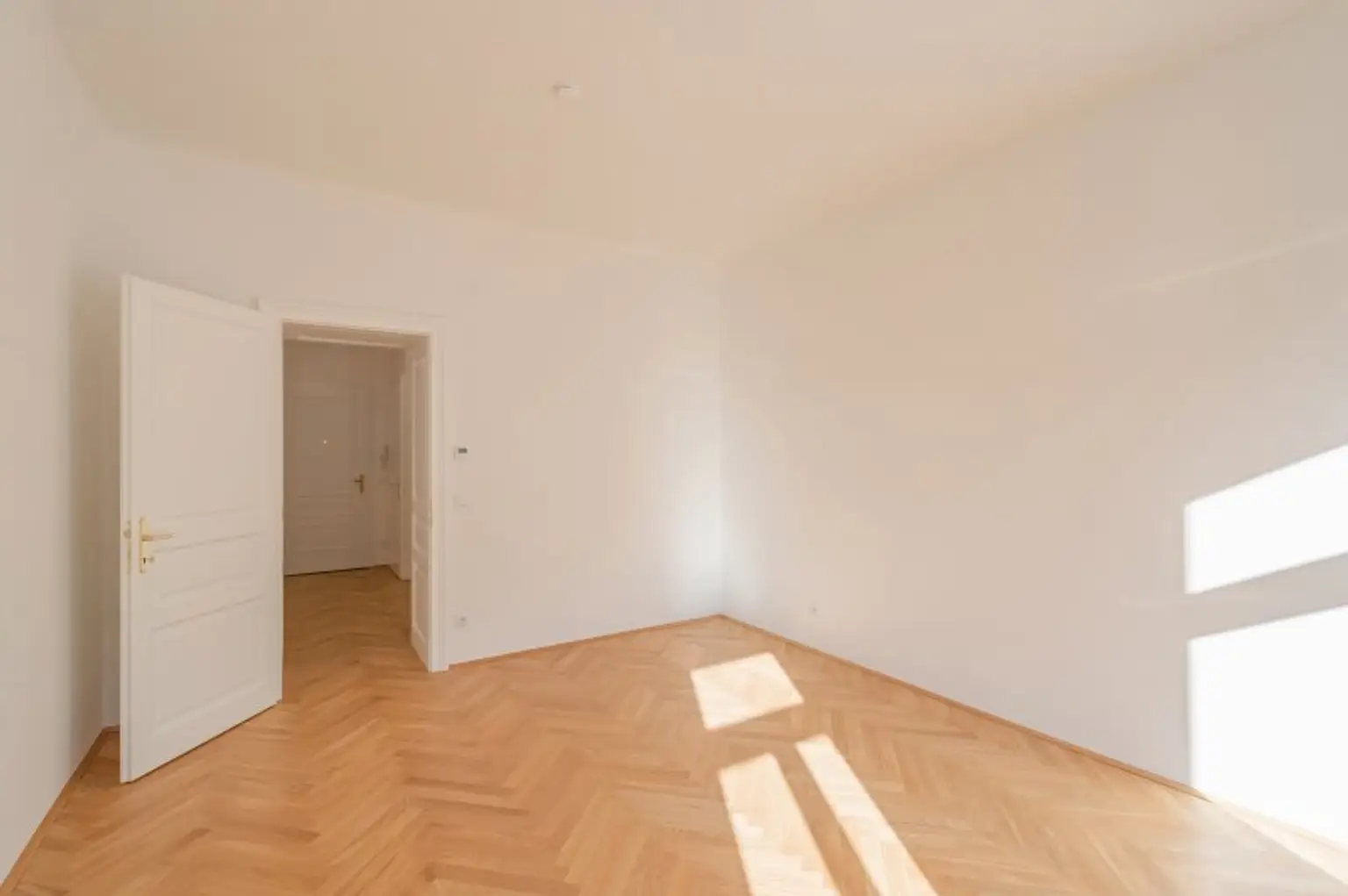 ++NEU++ Charmante 2-Zimmer Altbauwohnung