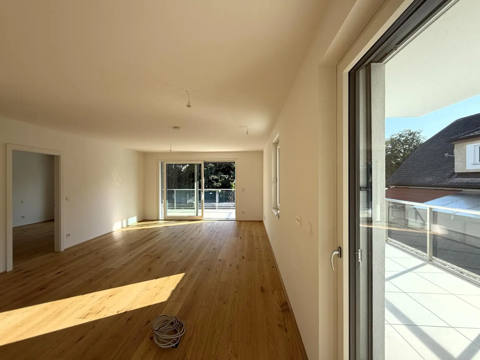 Moderne City-Wohnung im Erstbezug zur befristeten Miete // Modern city apartment on first occupancy for temporary rent //