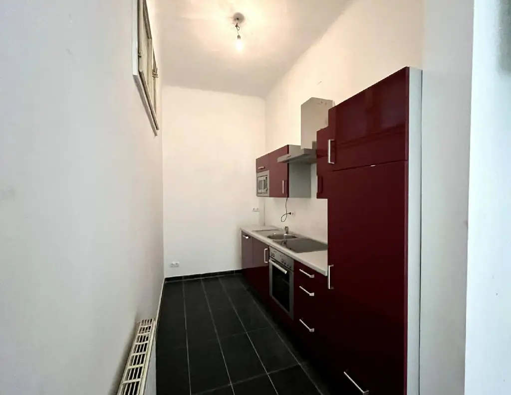 4 -Zimmer Altbauwohnung Nähe Cottageviertel