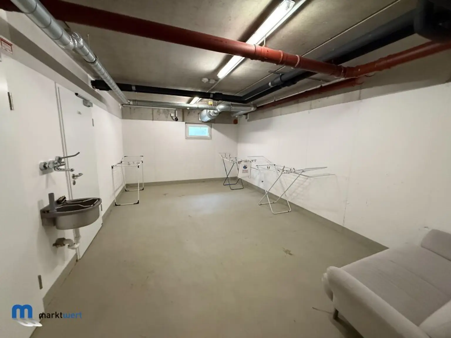 Traumhafte 4-Zimmer-Wohnung mit Loggia, Terrasse, Hobbyraum, TG-Stpl. in Linz-Urfahr!