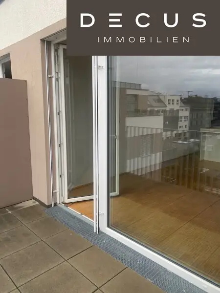 4-ZIMMER | LUXUS IM HERZEN DER STADT | TRAUMHAFTE DG-WOHNUNG | ROOFTOP-TERRASSE - AB SOFORT