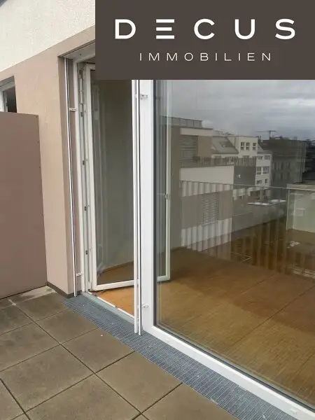 4-ZIMMER | LUXUS IM HERZEN DER STADT | TRAUMHAFTE DG-WOHNUNG | ROOFTOP-TERRASSE - AB SOFORT