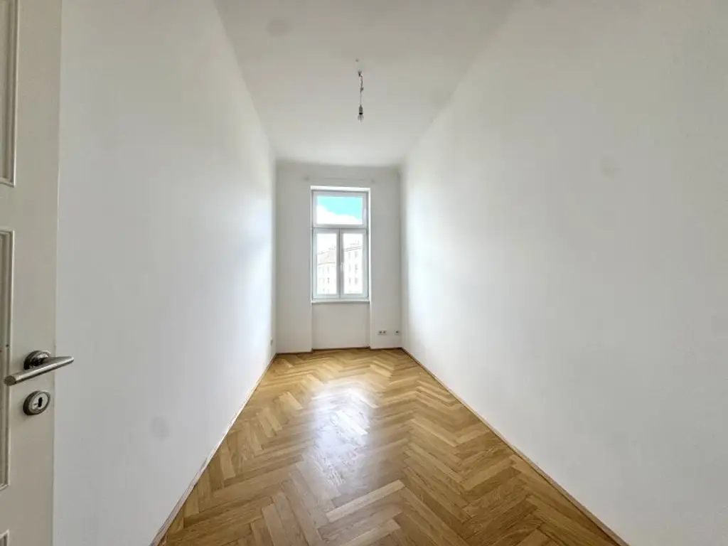 Frischer Altbautraum am Rennweg - Saniert inklusive hochwertiger Einbauküche - Stilaltbau am Rennweg - S-Bahn St. Marx ums Eck