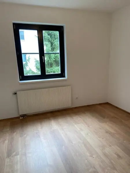 VOLLSANIERTE 3 - ZIMMERWOHNUNG PROVISIONSFREI ZU VERKAUFEN!