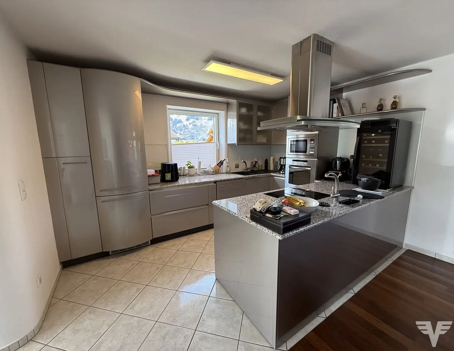 Modernes Einfamilienhaus mit zusätzlicher Einliegerwohnung