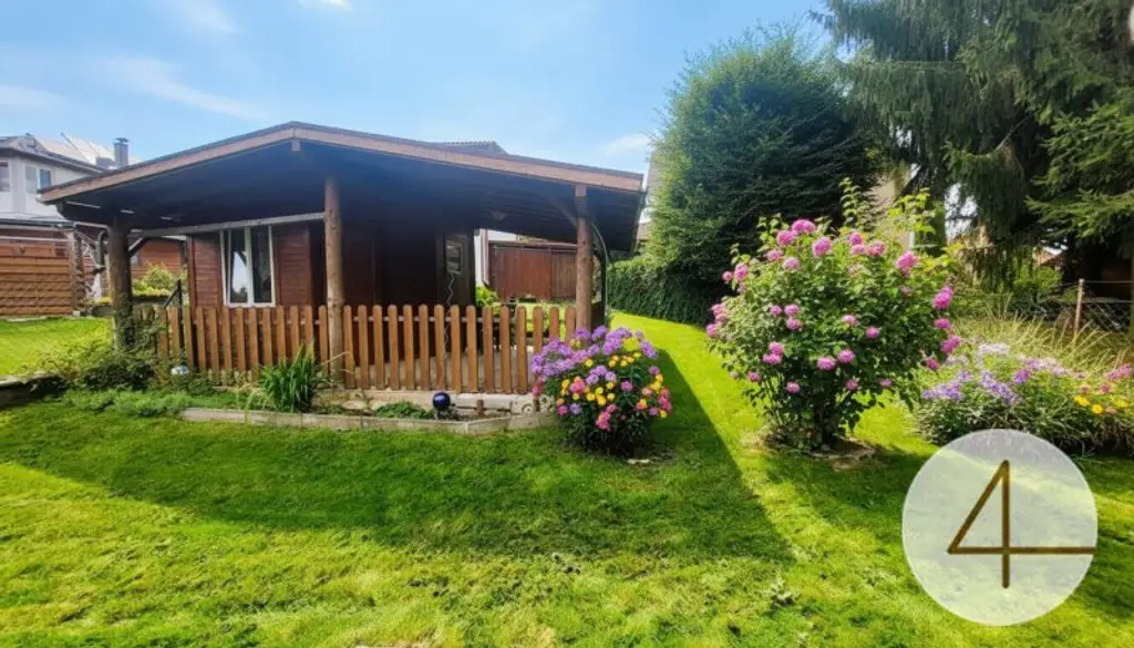 Doppeltes Glück - zwei Häuser zu einem Preis!