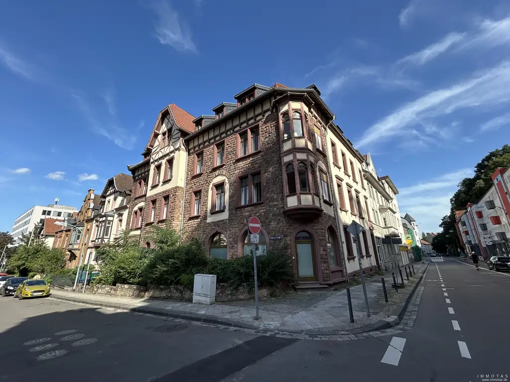 Denkmalgeschützes Mehrfamilienhaus in guter Lage von Alt-Saarbrücken -- vermietet