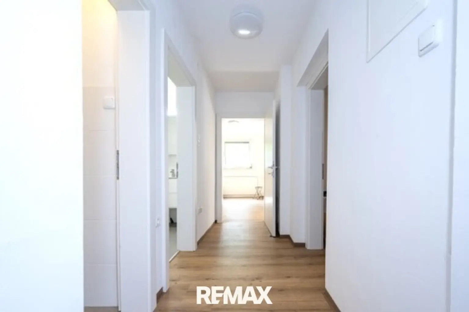 LINZ | ST. MAGDALENA – Zweifamilienhaus mit Garten und Doppelgarage in TOP-LAGE!