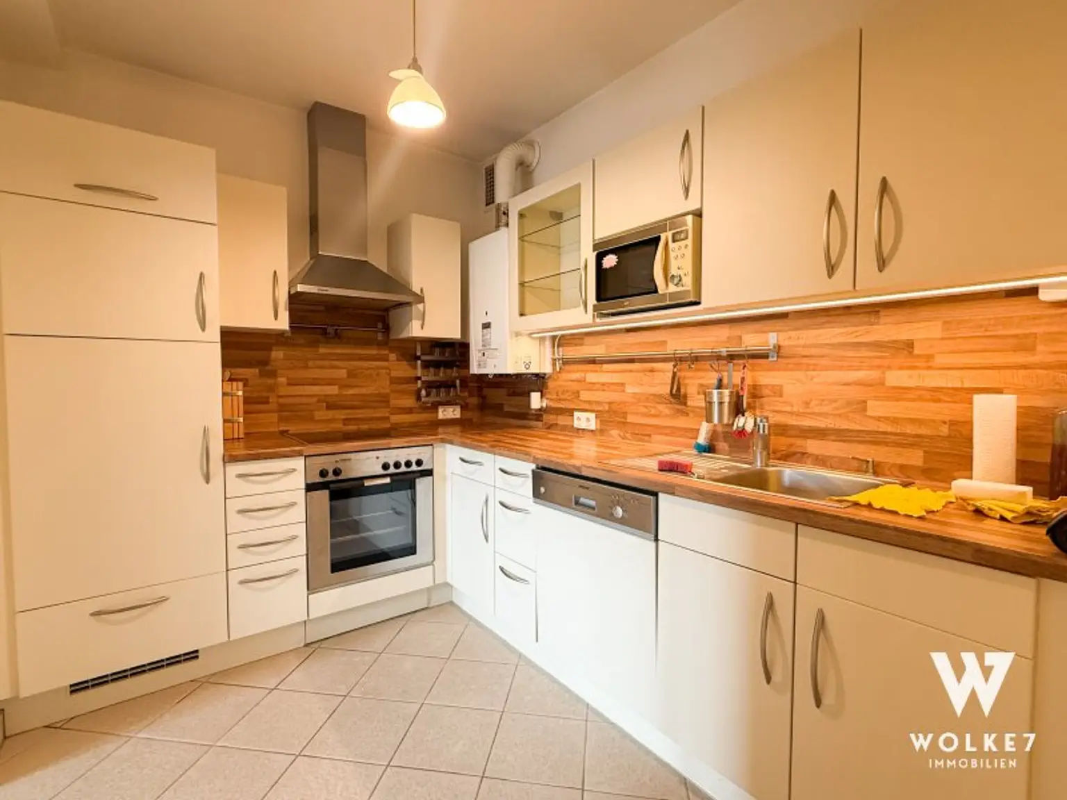 Helle 3-Zimmer-Wohnung mit Loggia in 1140 Wien I Ruhige Lage nahe Klinik Penzing
