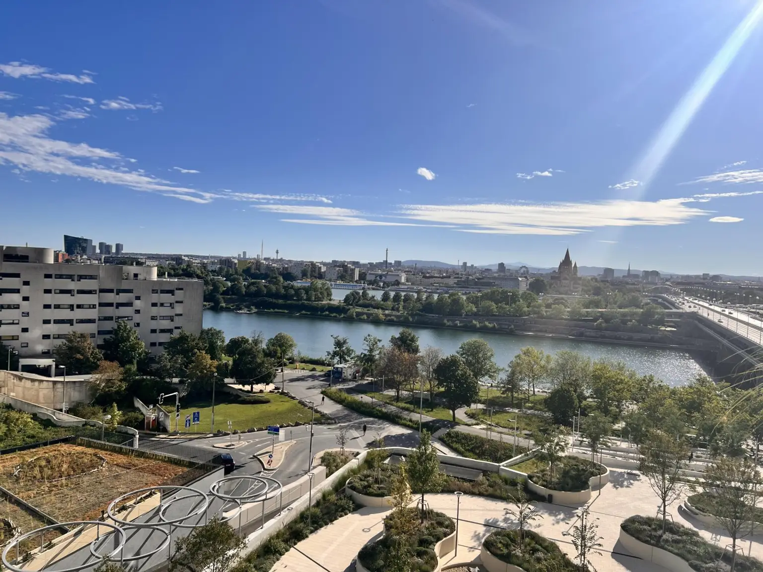 "Exklusives Wohnen in den Danubeflats mit Blick auf die Alte Donau!"