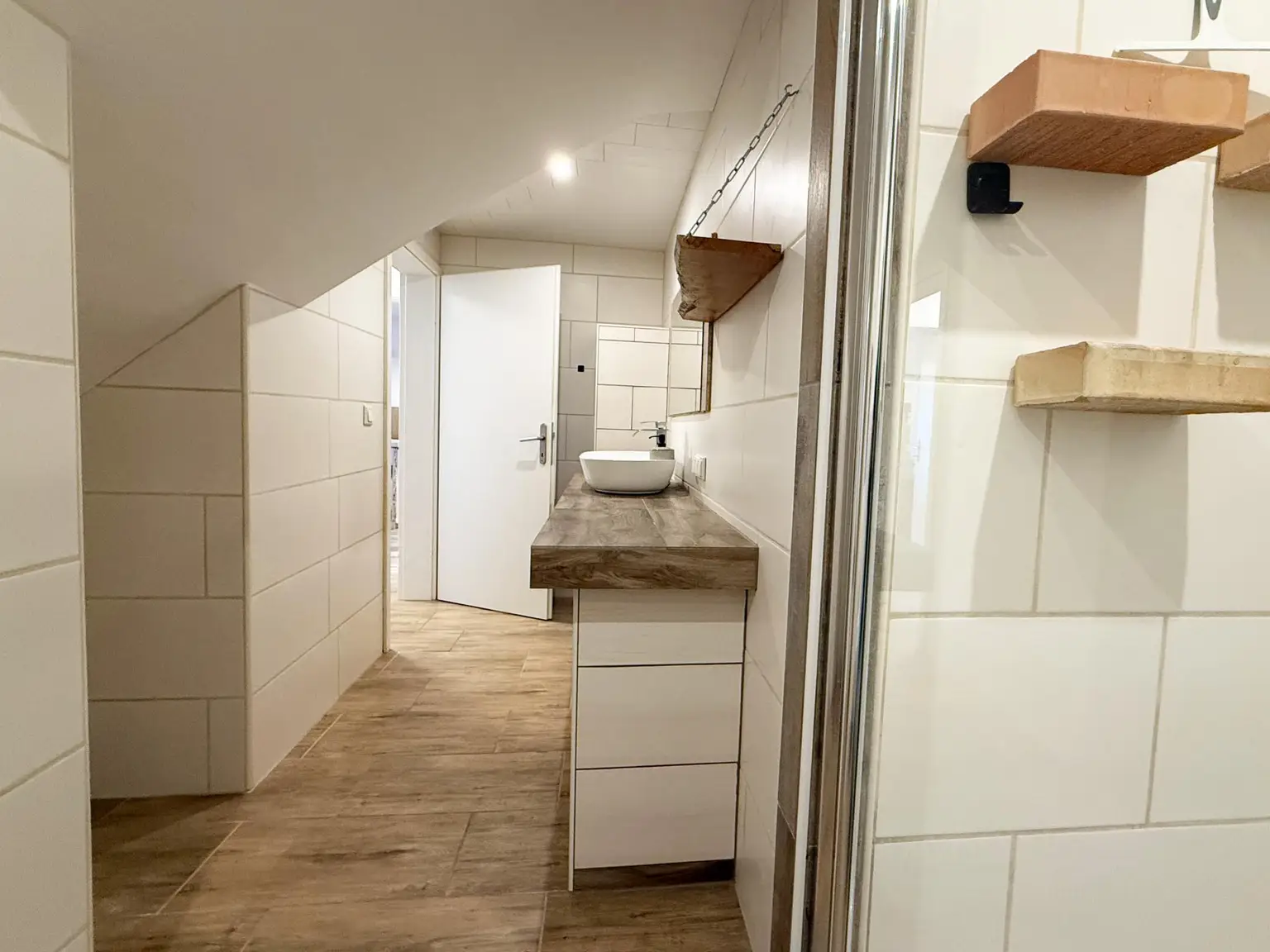 Einfamilienhaus in Ybbs - neuer Wohntrakt zum Fertigstellen inklusive!