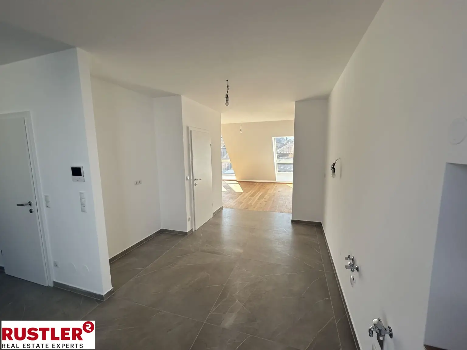 20250820_133654445_i