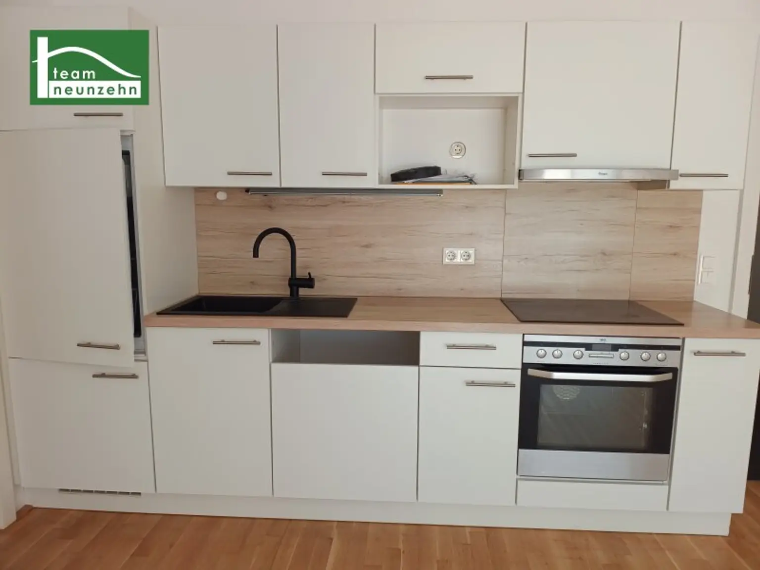 Lichtdurchflutete 4-Zimmer-Wohnung mit privater Außenfläche