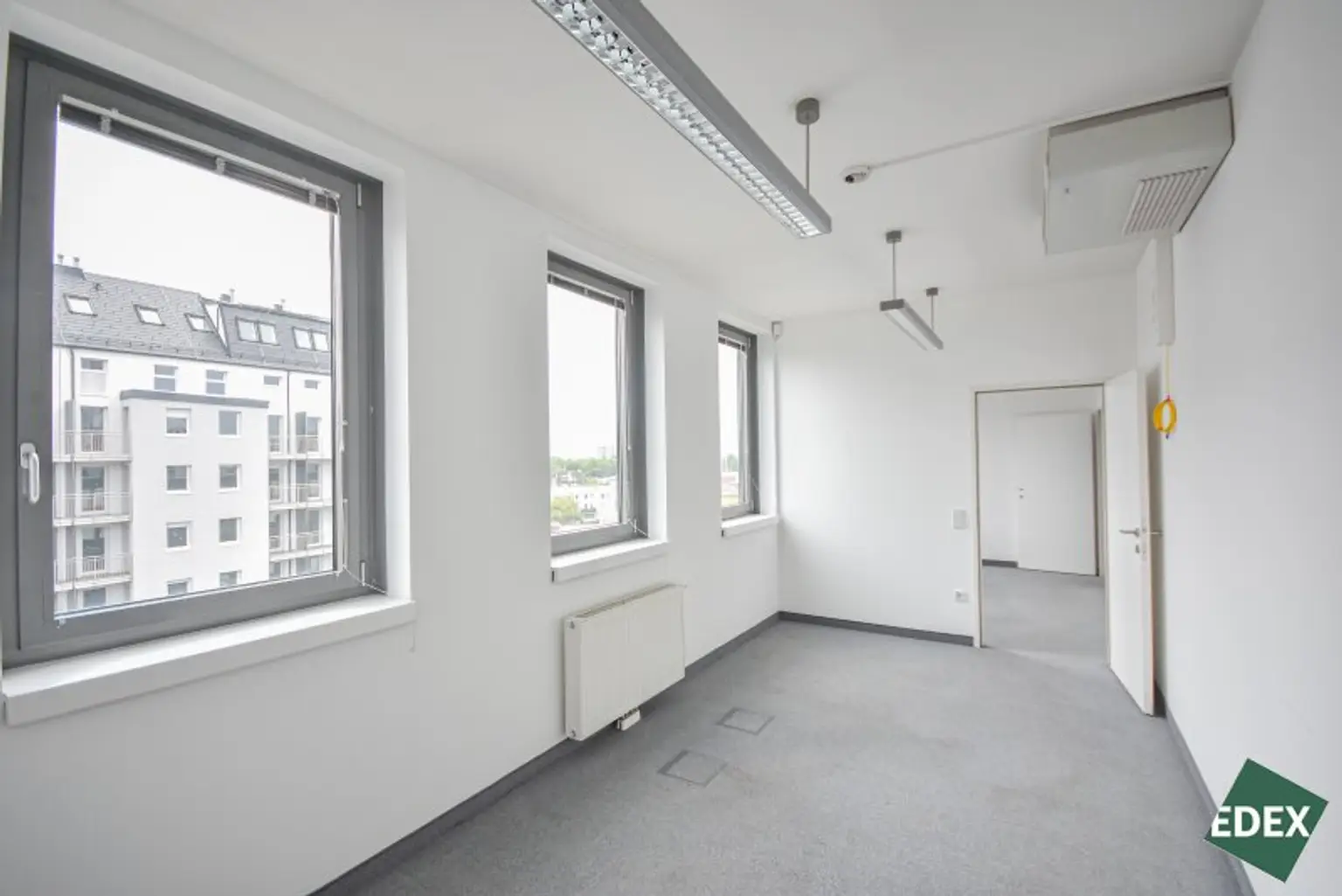 Durchdacht aufgeteilte Bürofläche mit Terrasse und optimaler Anbindung