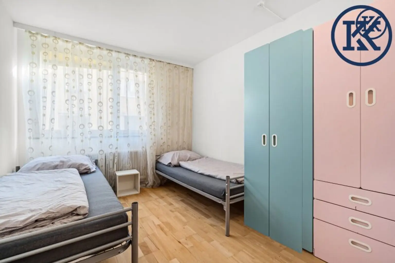 Schlafzimmer 1