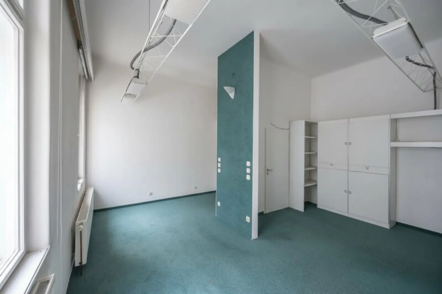 ++Mantler++ sanierungsbedürftige 1-Zimmerwohnung in toller Lage!