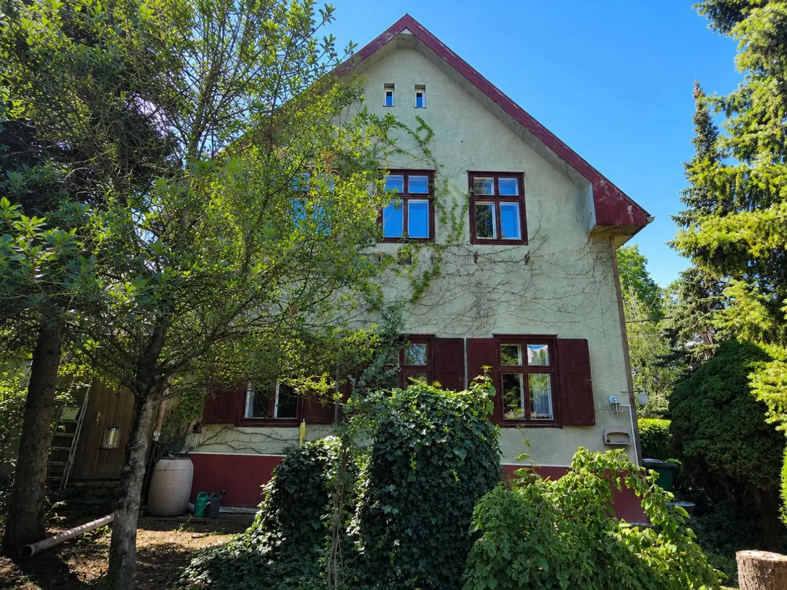 16 Haus_Außen