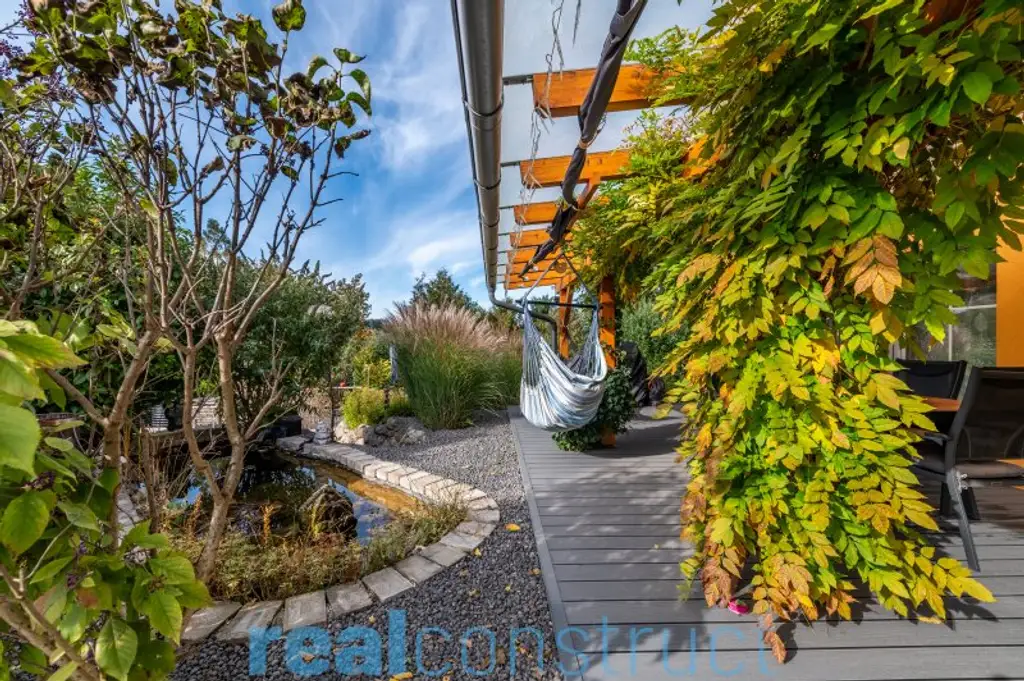 Ökologisch nachhaltiges Einfamilienhaus mit ERDWÄRME-Heizung in bester Lage von Bad Erlach