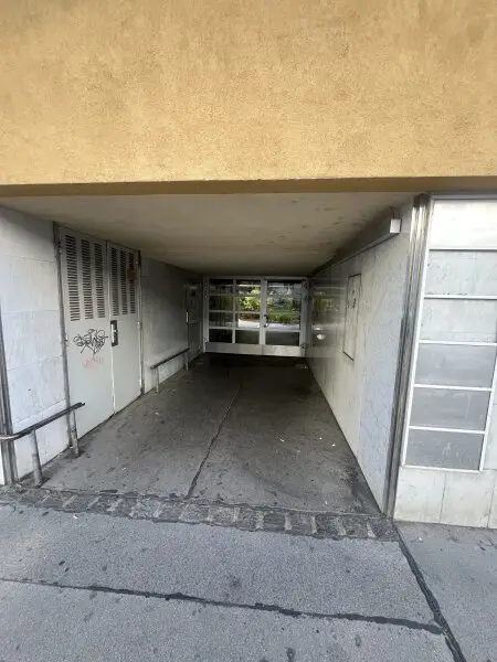 In Sanierung: 3-Zimmer-Wohnung in 1180 Wien – Bestimmen Sie jetzt mit und reservieren Sie sich eine Traumwohnung!