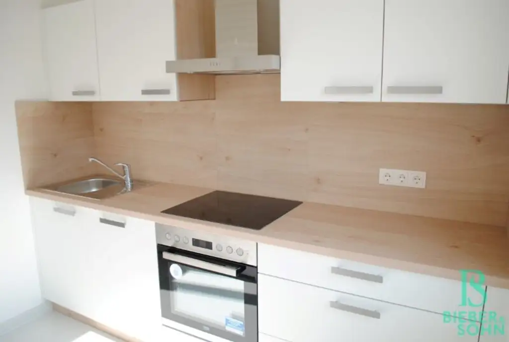 Sonnendurchflutete 3-Zimmer-Wohnung in top Lage mit Balkon!