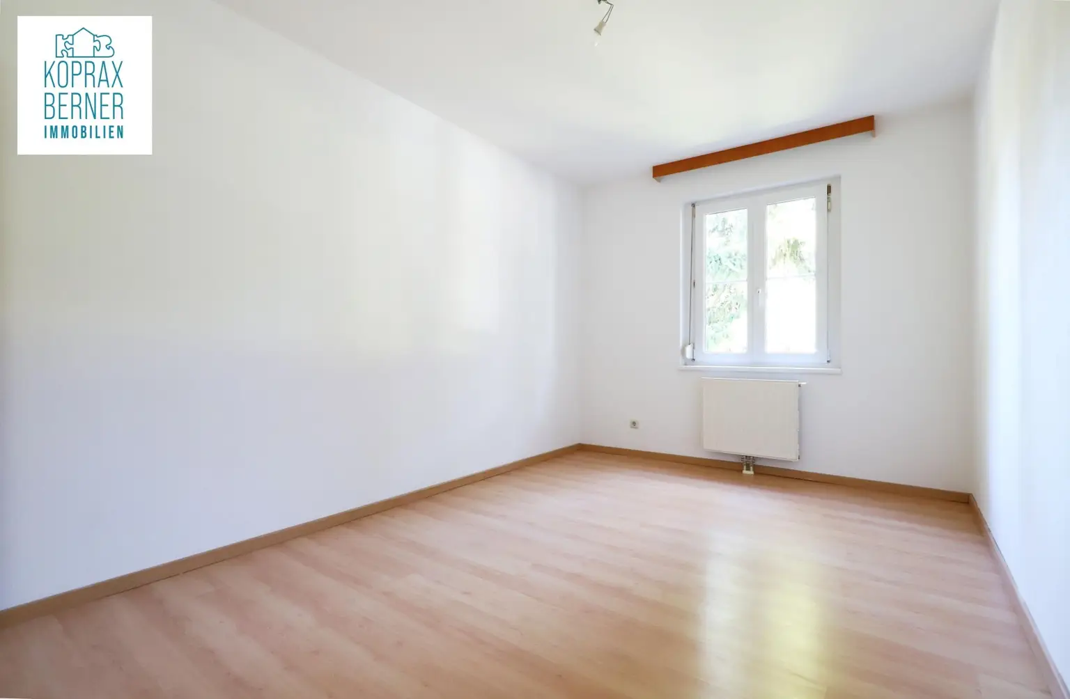 Ruhige Zwei-Zimmer Wohnung inkl. Parkplatz