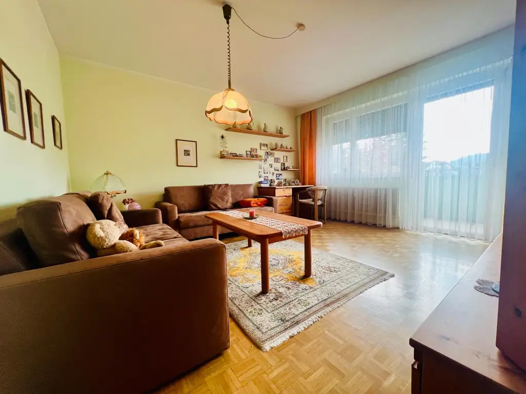 Sonnige 2-Zimmer-Wohnung mit Westbalkon