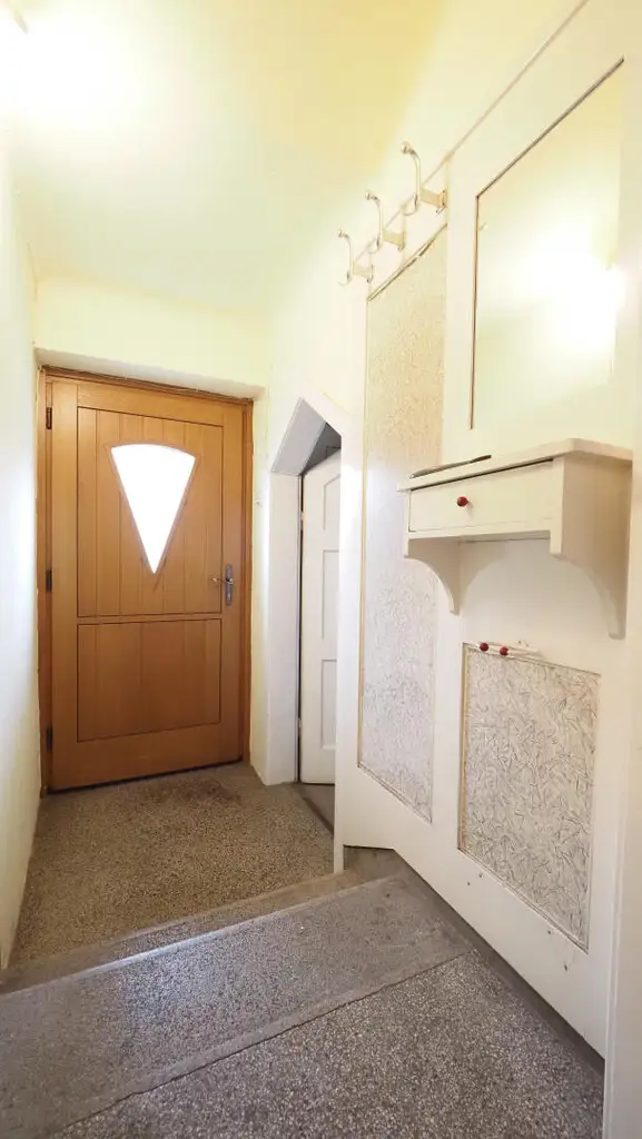 Rarität am Hasnerplatz - Einfamilienhaus zum Sanieren!