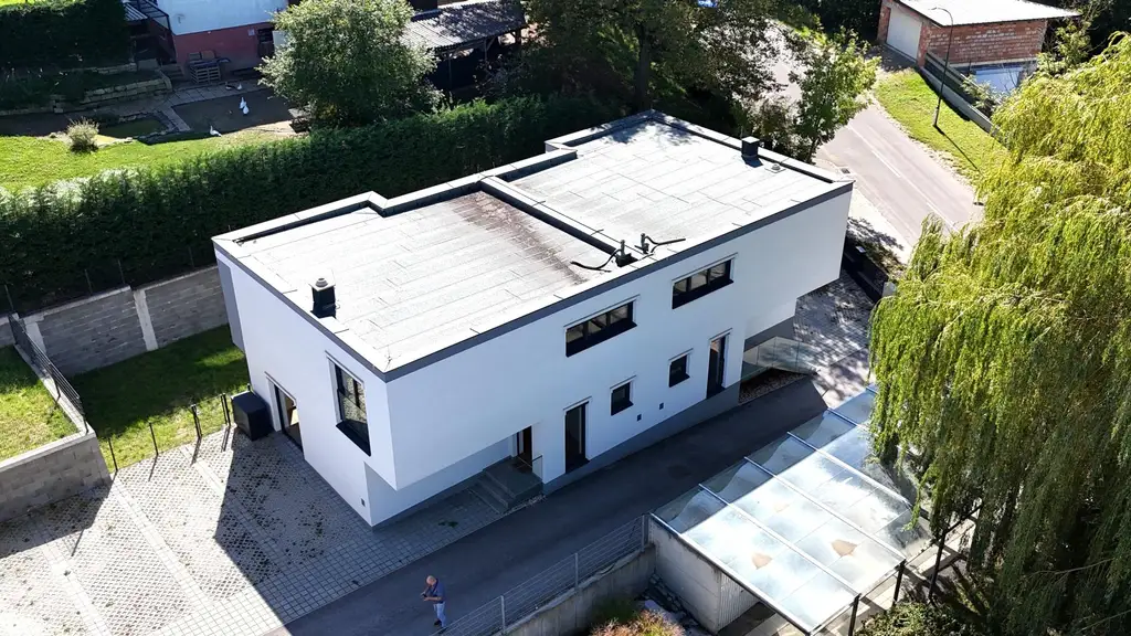 ERSTBEZUG - Doppelhaushälfte - 130 m² - 4 Zi - Nähe Klosterneuburg