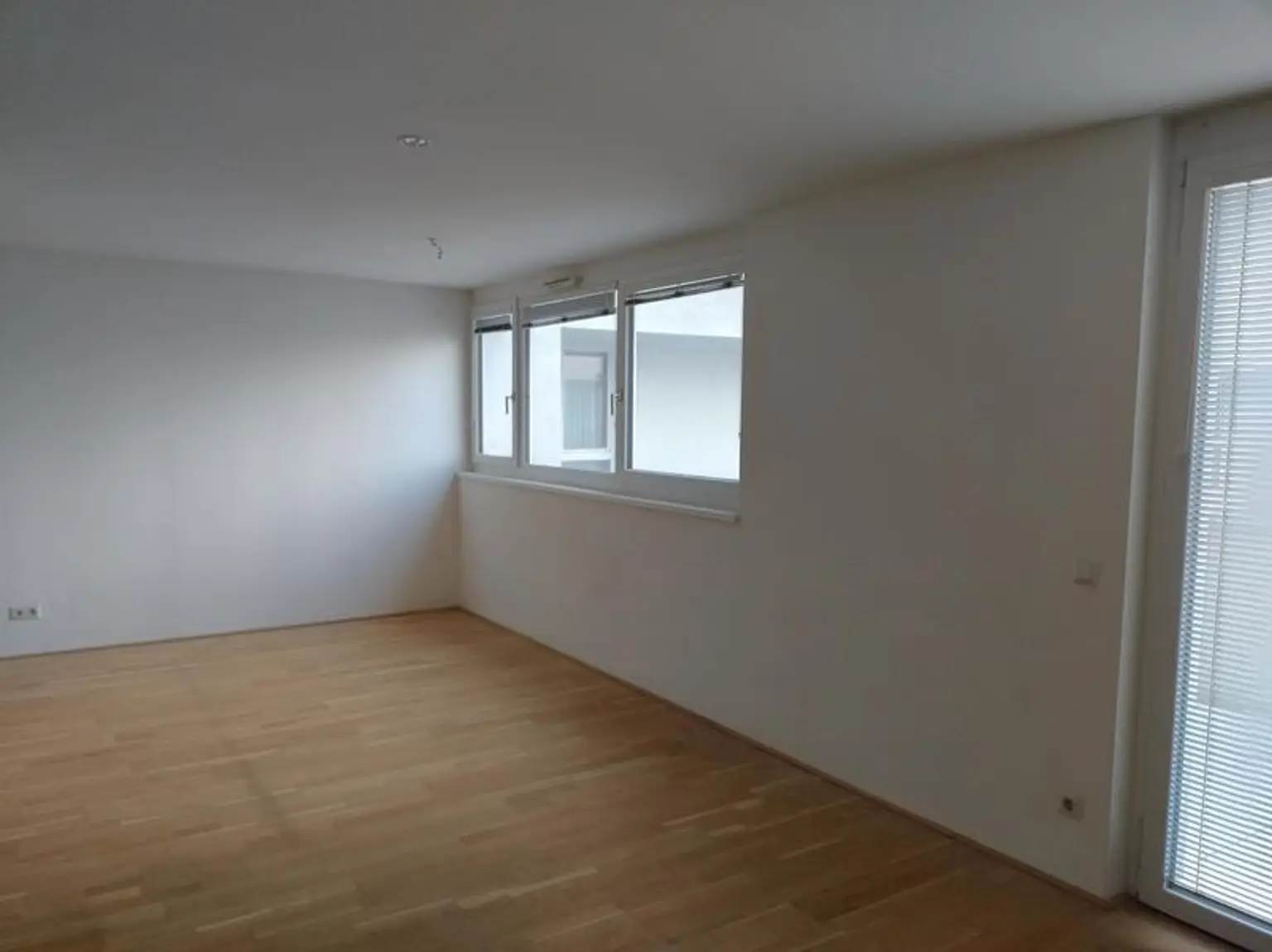 Schöne 2-Zimmer Wohnung mit Balkon in Favoriten