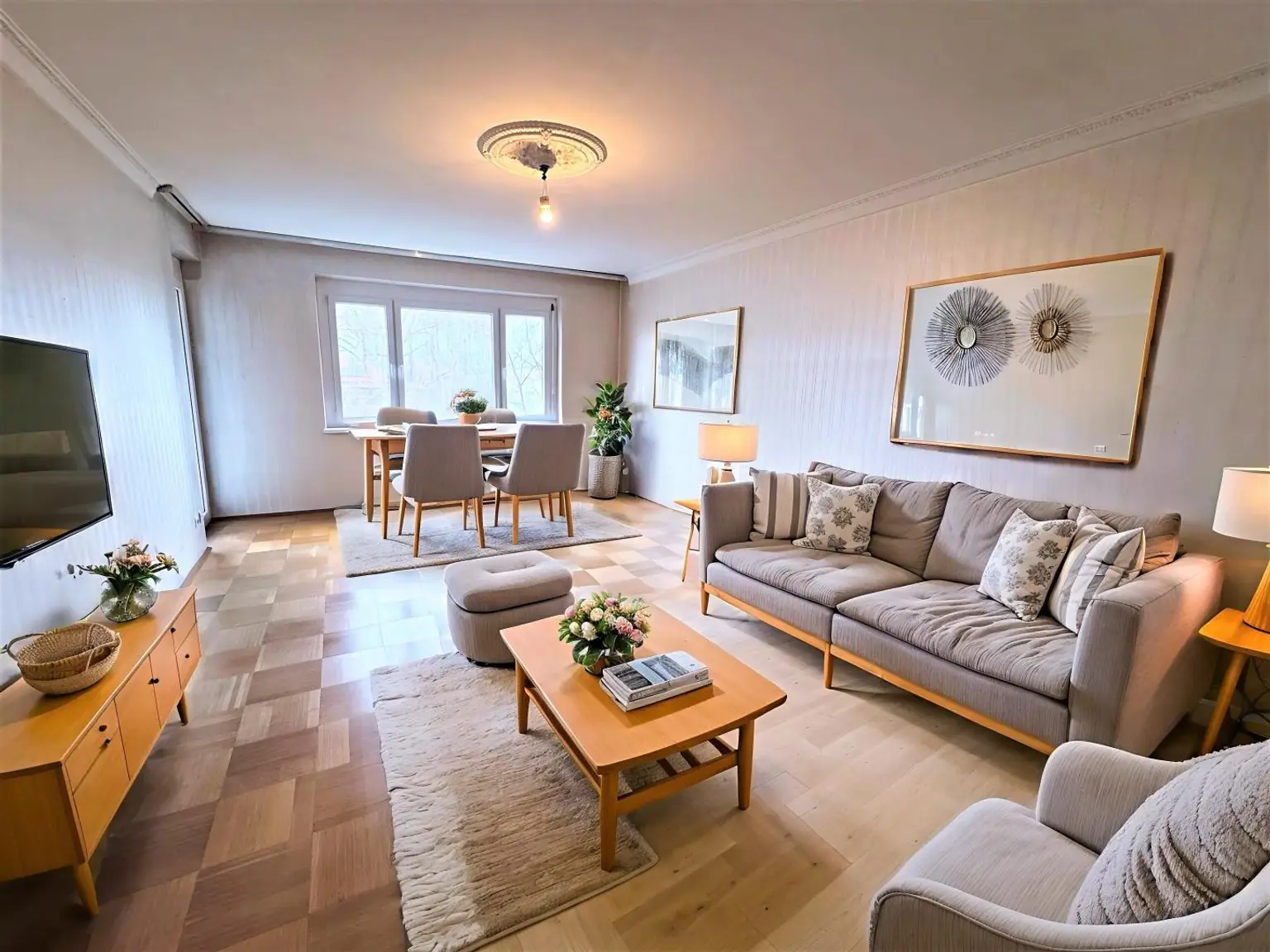 Wohnzimmer (virtuell eingerichtet)