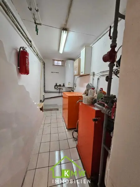 Saniertes, kleines Haus in guter Lage