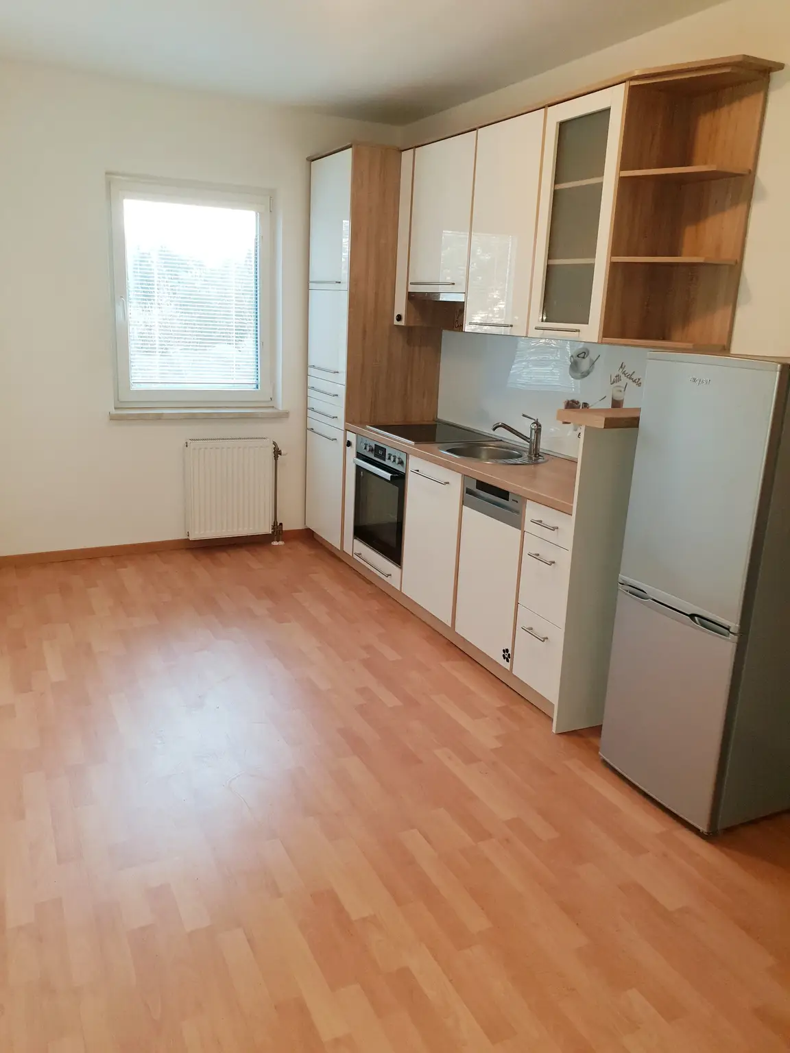 Ein - Zimmerwohnung zu vermieten!