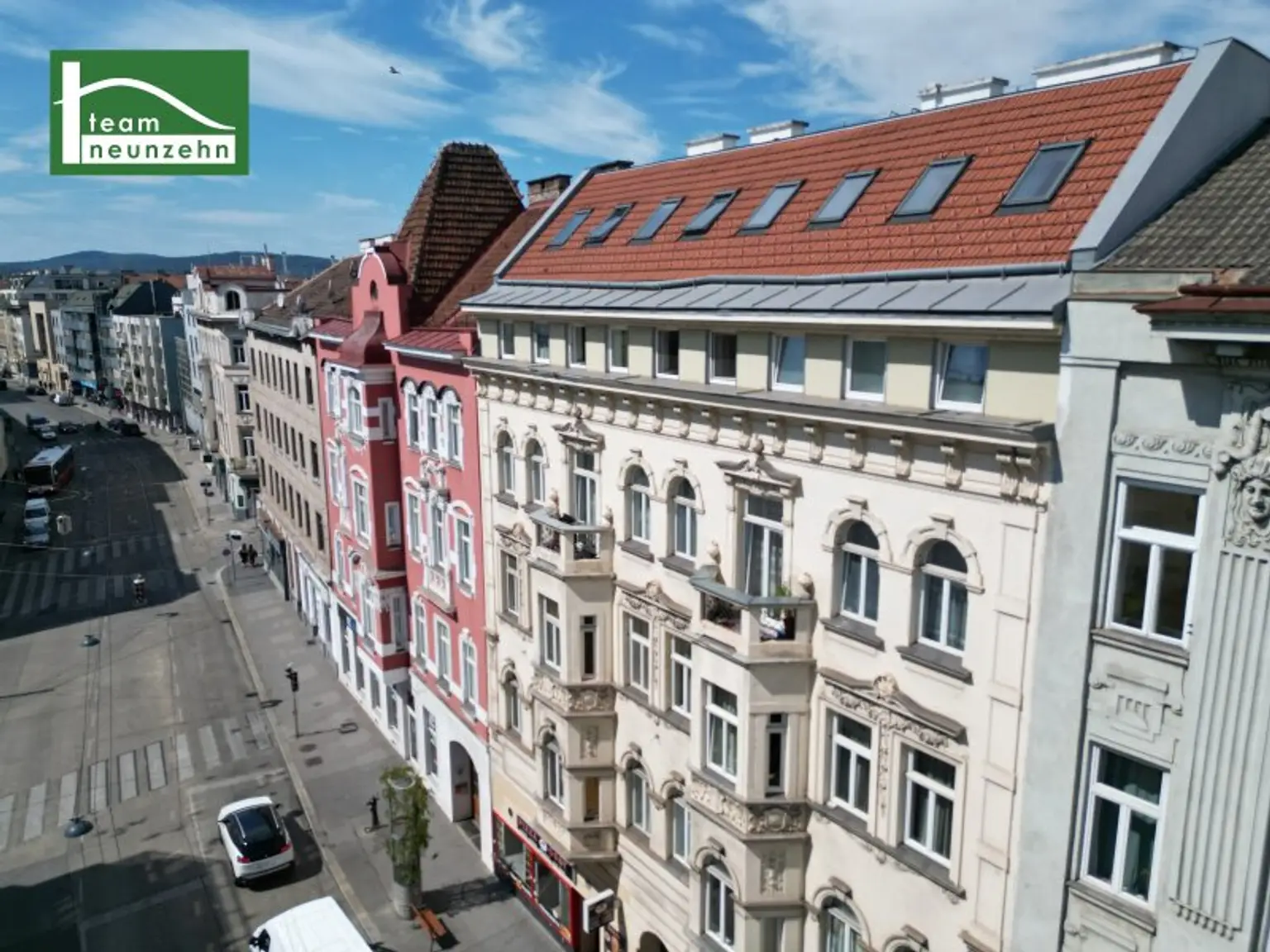 Sechshaus - Erstbezug nach Renovierung! Innenhofausrichtung und 5 Gehminuten zu U4 und U6! Helle Altbau-Wohnung mit 2 oder 3 Zimmern!
