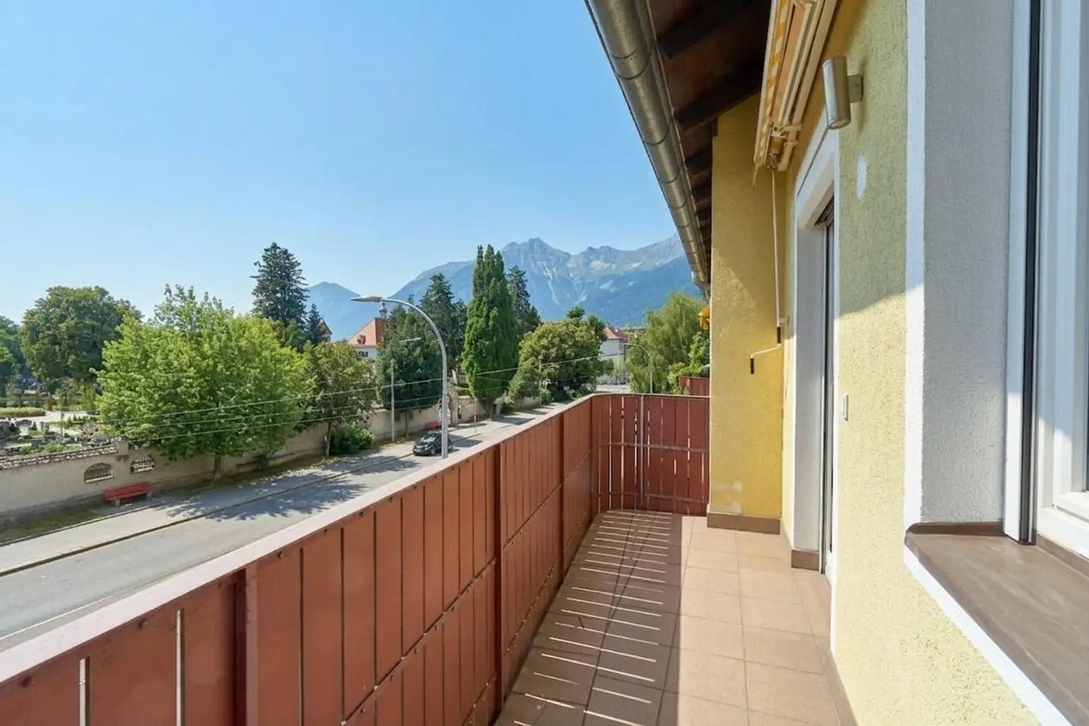 Balkon und Aussicht