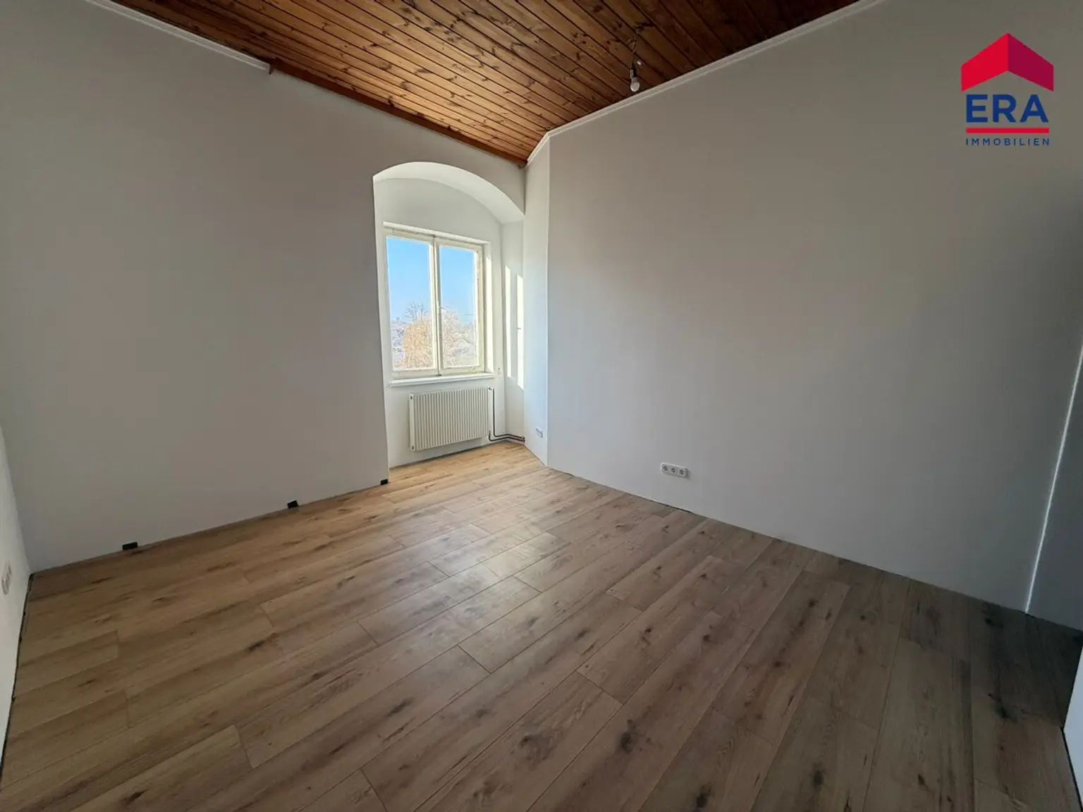 Wohnen im Schloss - Frisch sanierte Wohnung im Schloss Hauskirchen