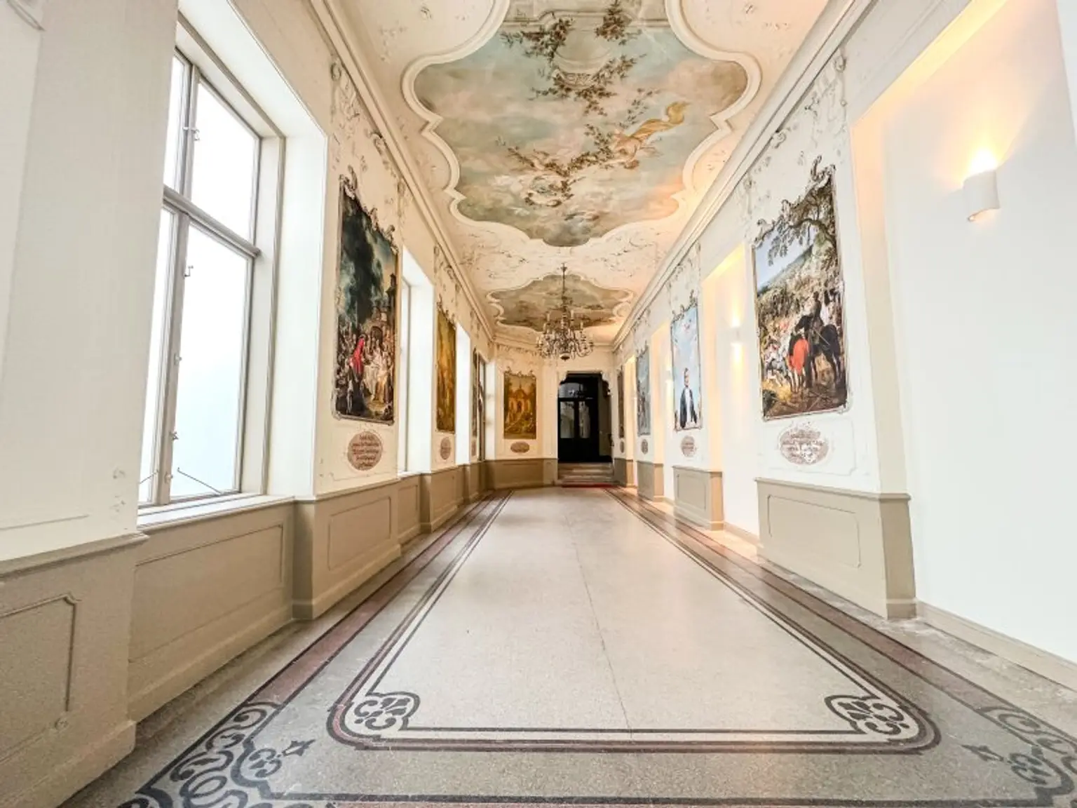 Stilvolle Altbauwohnung mit 5 Zimmern im Herzen von Wien-Währing