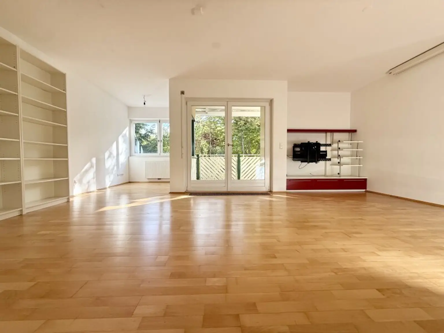 absolute Ruhelage: Helle, sonnige 3 Zimmer Wohnung mit Balkon und Terrasse in Grünlage Ober St.Veits 1130 zu mieten!