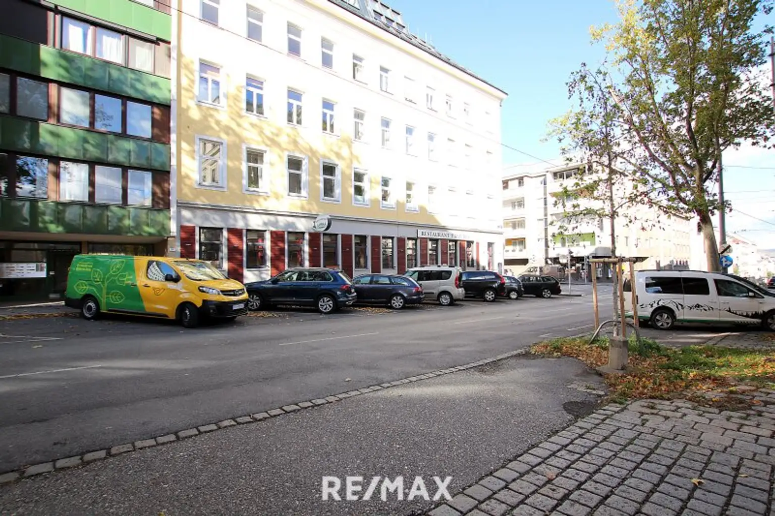 Wunderschöne Altbauwohnung - 2 Zimmer mit perfektem Grundriss, barrierefrei!