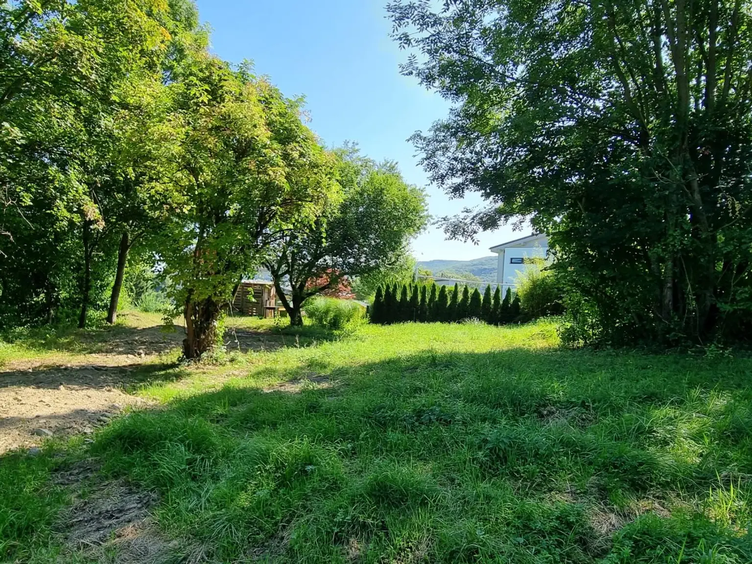 BAUGRUND IN SONNIGER, BELIEBTER LAGE