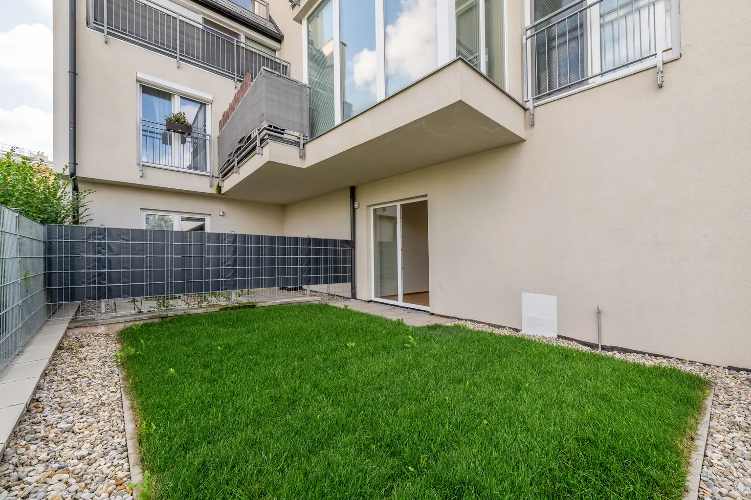 Moderne 4-Zimmer-Gartenwohnung in 1220 Wien