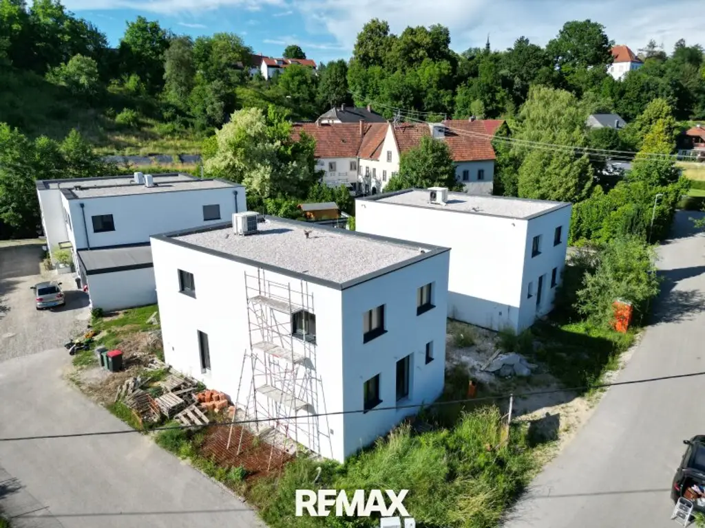 Moderne Doppelhaushälfte mit Einfamilienhauscharakter in Achleiten-Kematen a.d. Krems – Erstbezug, 145m², 399.000€