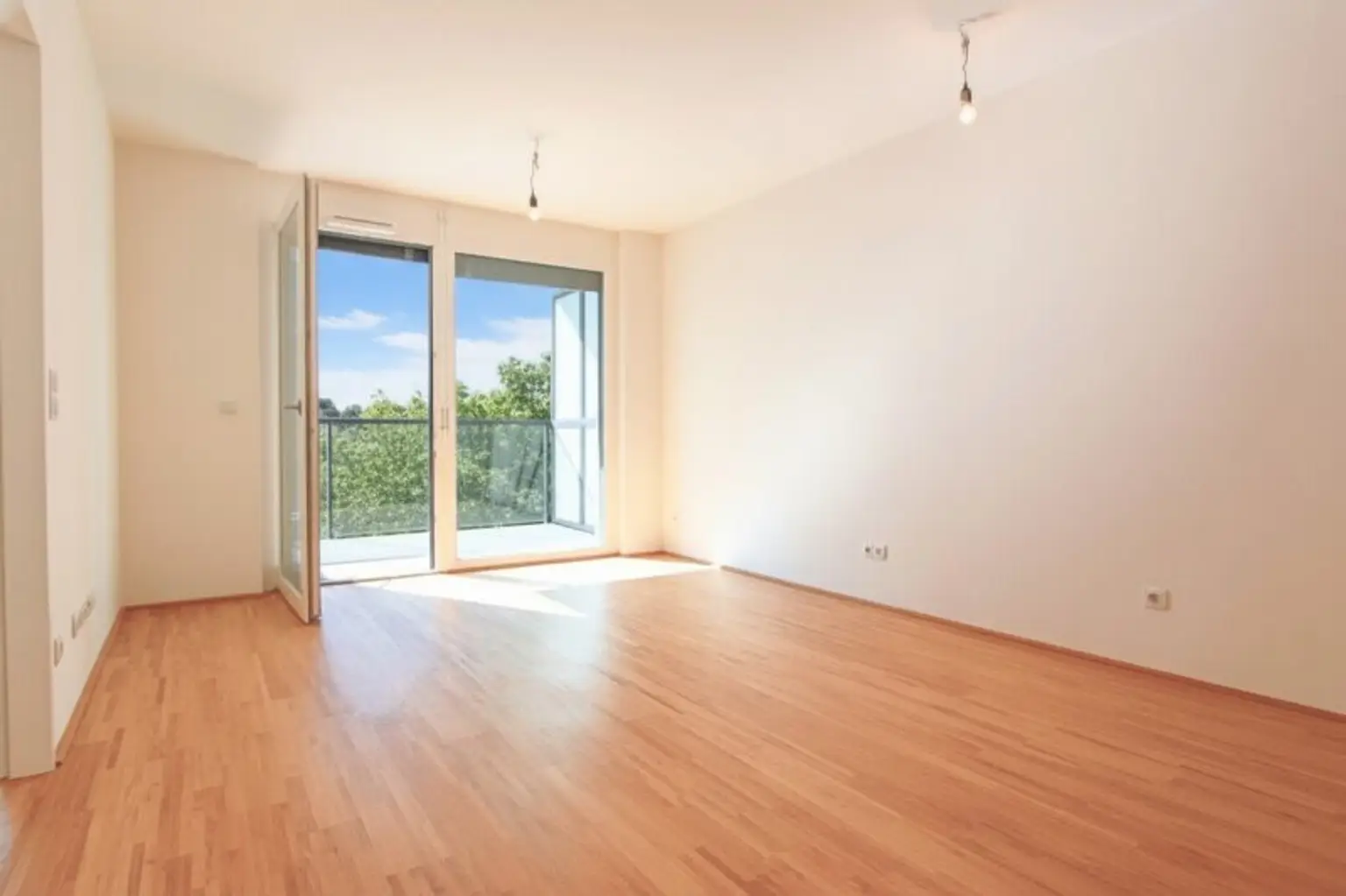 Kompakte 3-Zimmer mit Loggia!