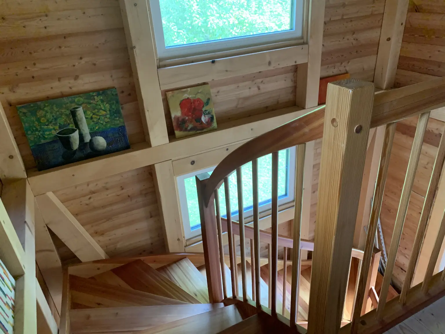 Stiegenaufgang OG im schönen Zubau