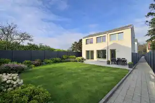 bad595d0-61a4-4a85-b327-dee5fd16b03e